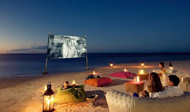 Outdoor cinema at the beach
